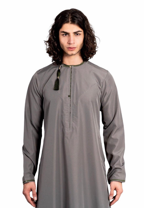 Faris : Omani Grey Thoub (2022)
