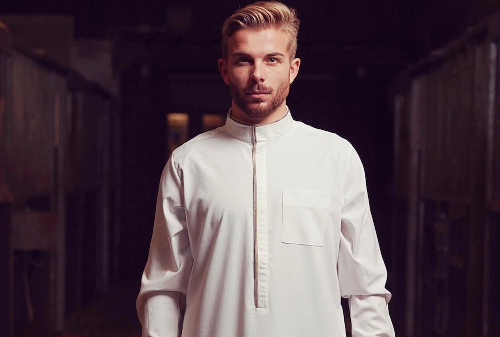 Lawung: LW18910 (XS) - R19 Collection