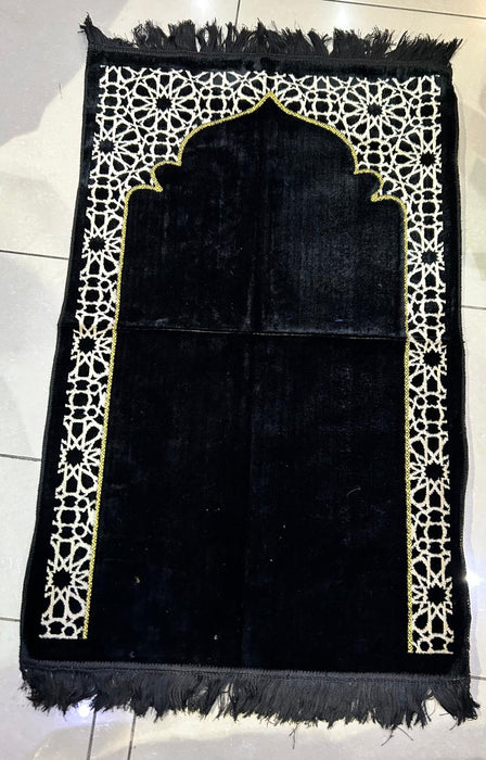 Geometric Pattern Gold Boarder prayer mat