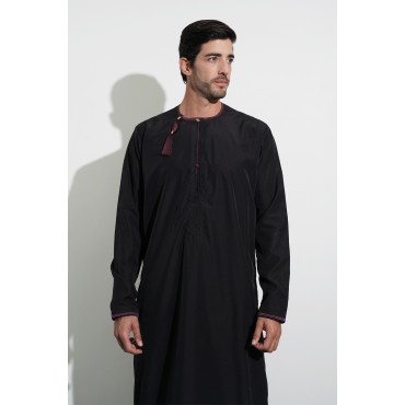 Faris : Omani Black Thoub (2022)