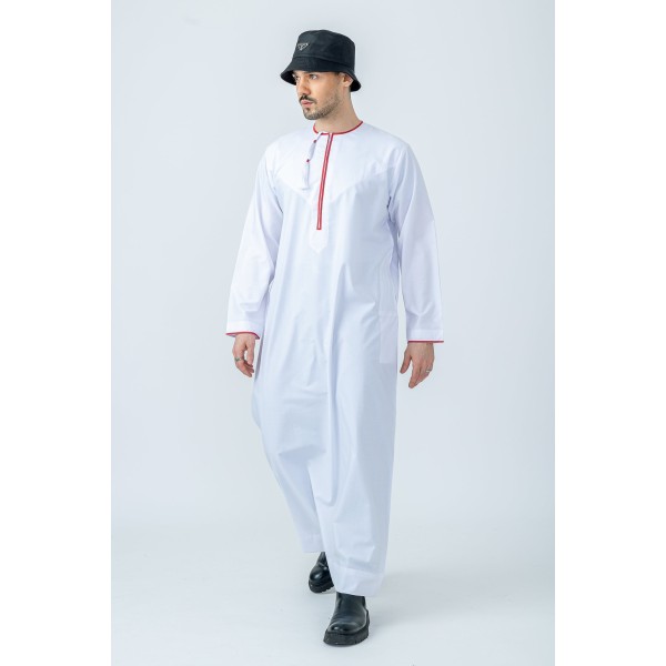 Habeel White/Maroon Omani Thoub